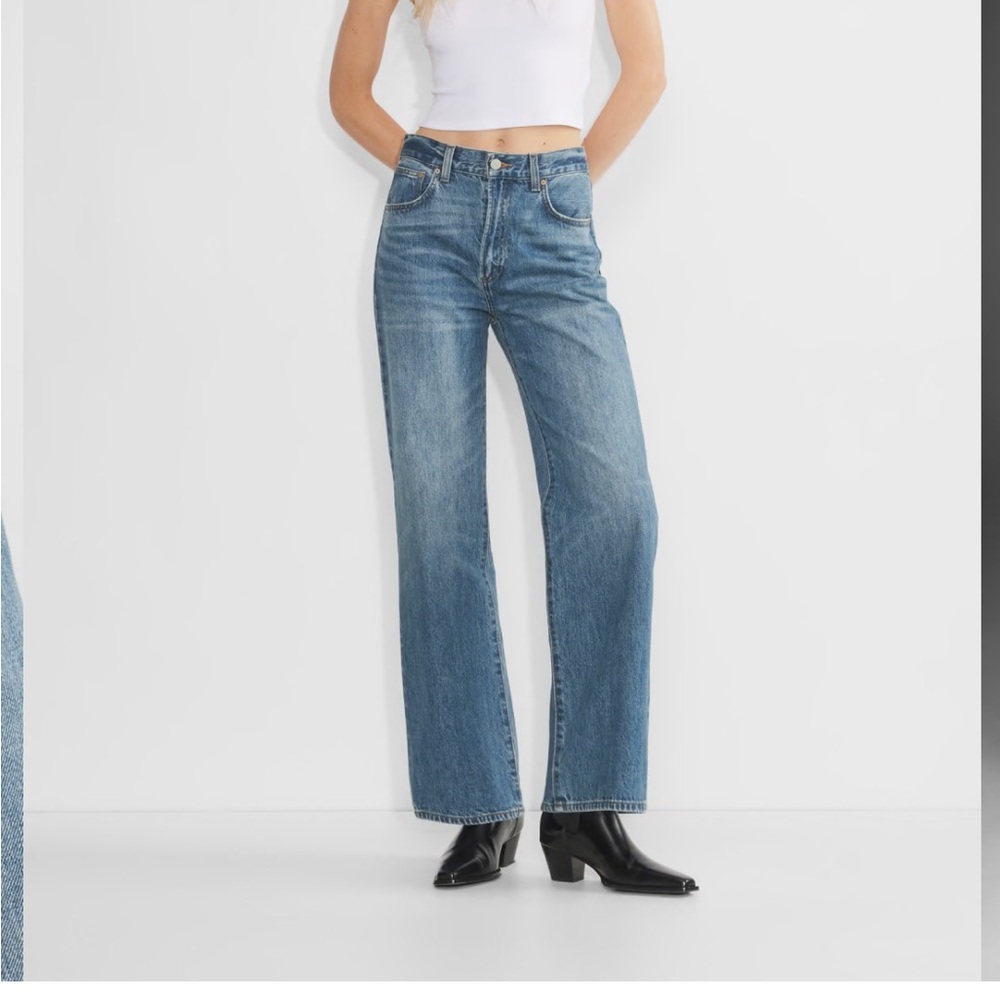 Aritzia Denim Forum Farrah jeans, 5 years Kiss N Tell, 30 inch inseam